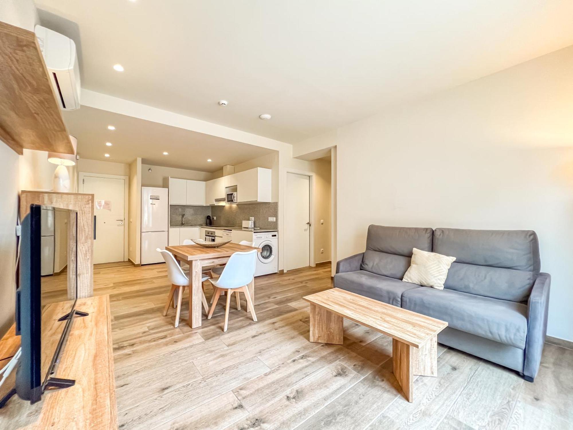 Besalú 11 Moderno apartamento con AC en la plaza Bagian luar foto