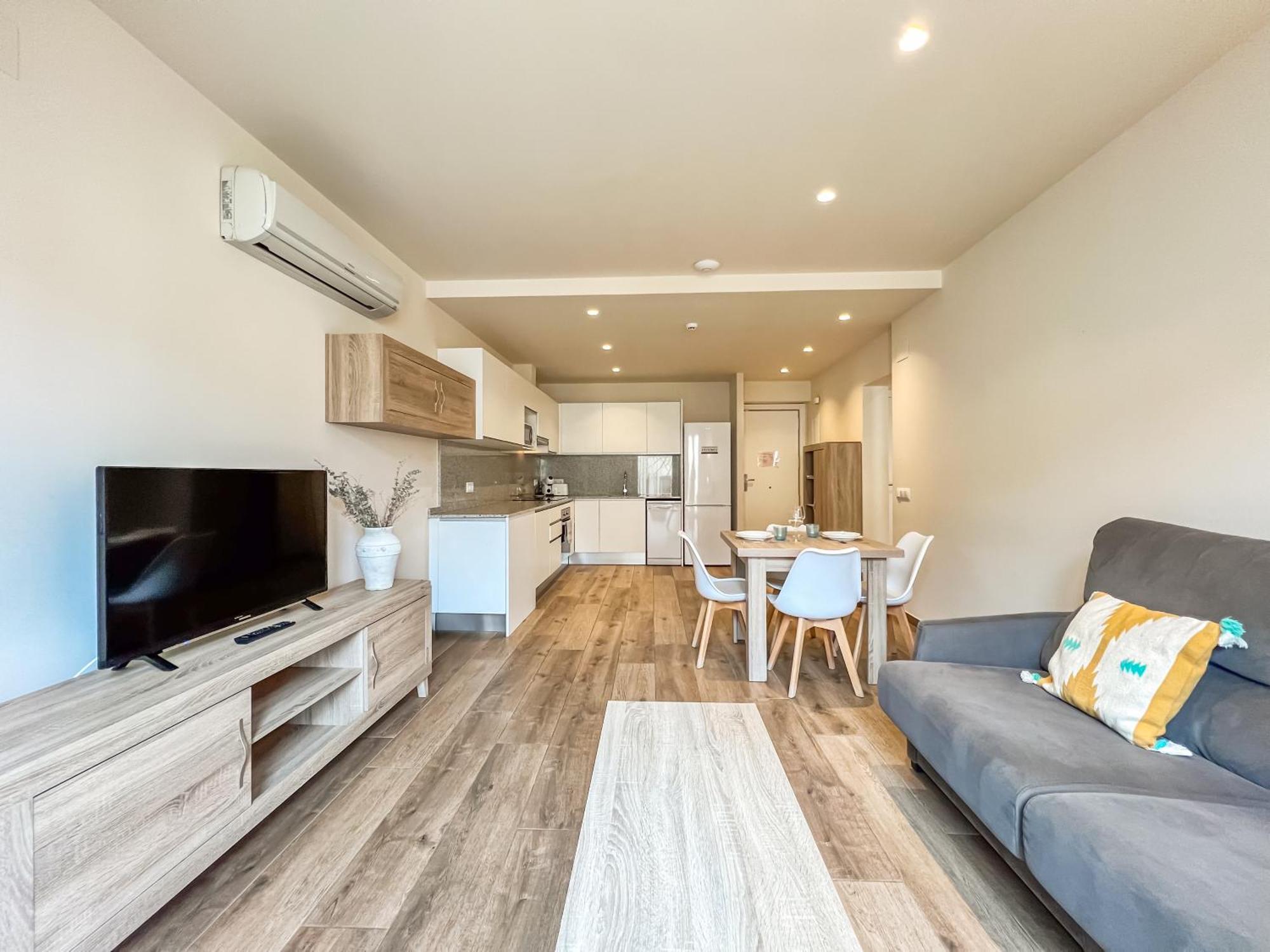 Besalú 11 Moderno apartamento con AC en la plaza Bagian luar foto